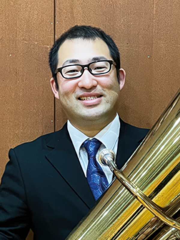 三角顕史